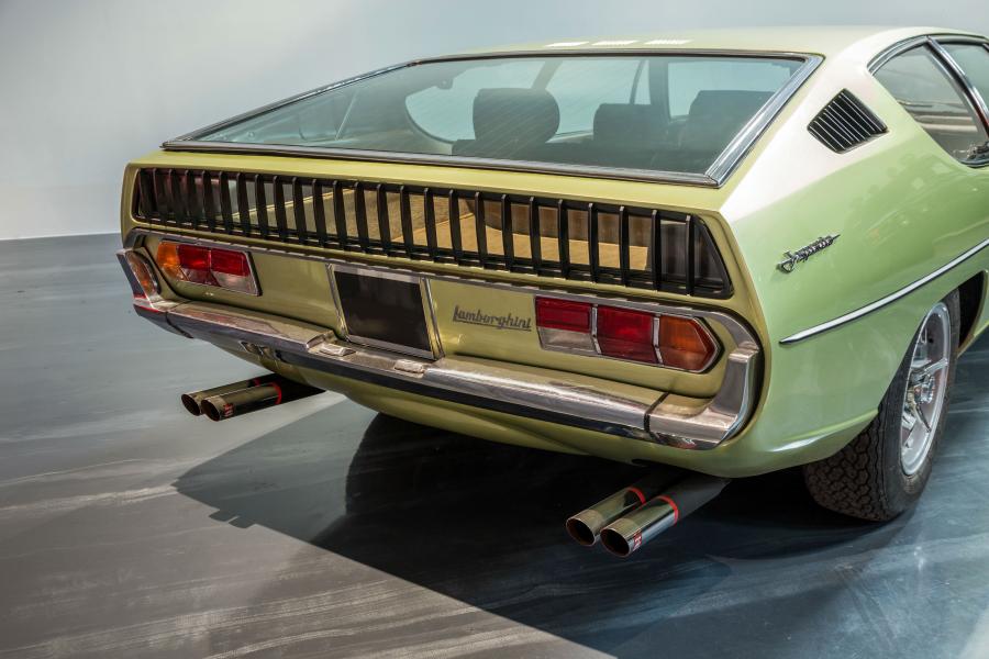  Lamborghini Espada 400 GT 1968 года  (фото 9 из 22)
